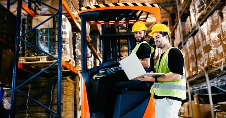 Lire la suite à propos de l’article Les Magasiniers Roumains : Gardiens de l’Organisation Logistique Moderne